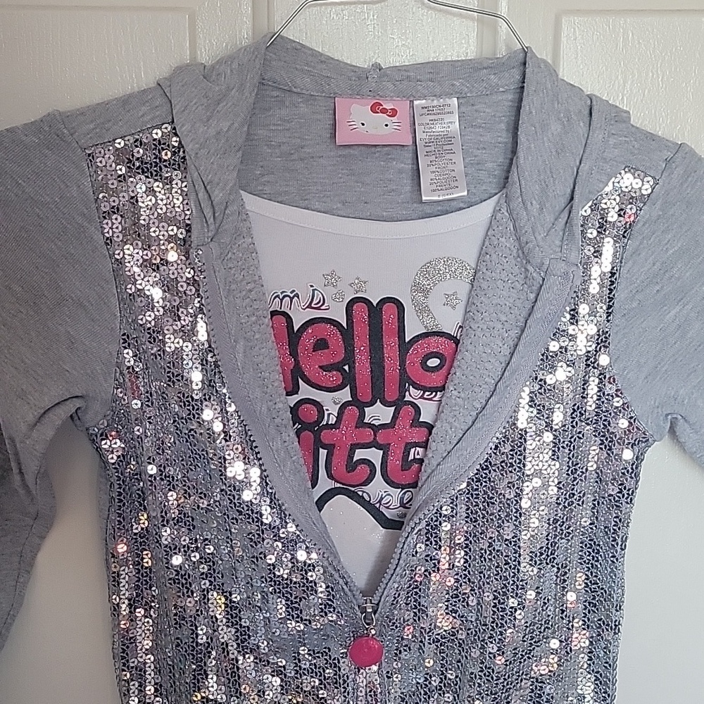 Adorable Hello Kitty lightweight, sequined hoodie. Light gray, S(6/6X). - Picture 2 of 9
